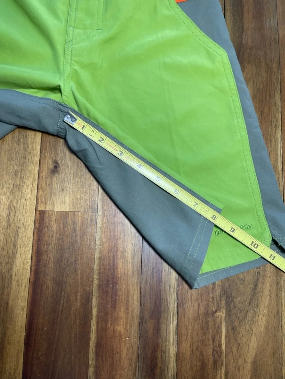 Patagonia board shorts boys medium